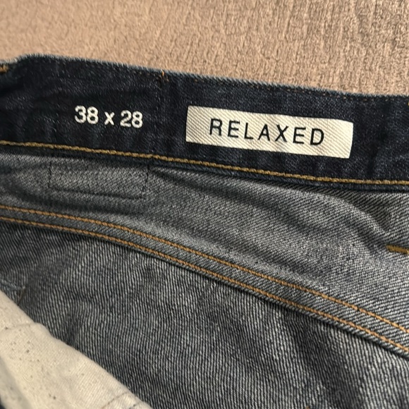 Men’s Gap Relaxed Jeans - Picture 2 of 7